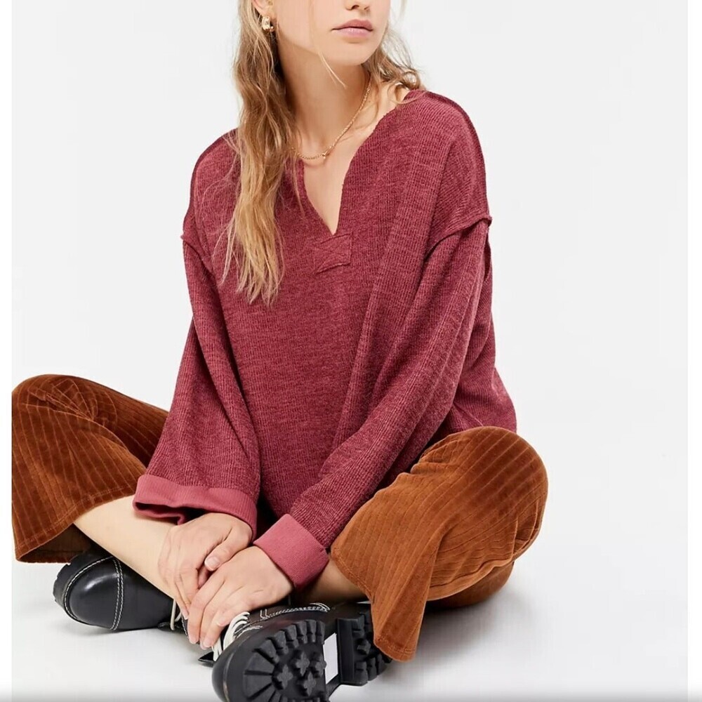 Urban Outfitters top blouse top Jax Inside Out Ribbed Notch Neck Top boxy SZ SM